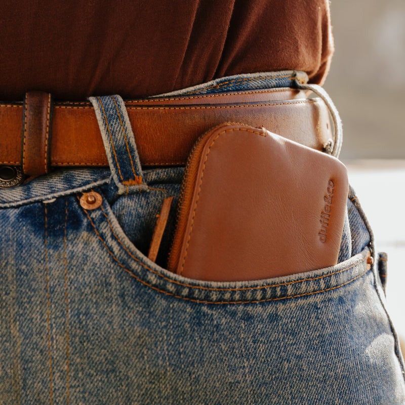 Cooke Pouch Wallet | Navy