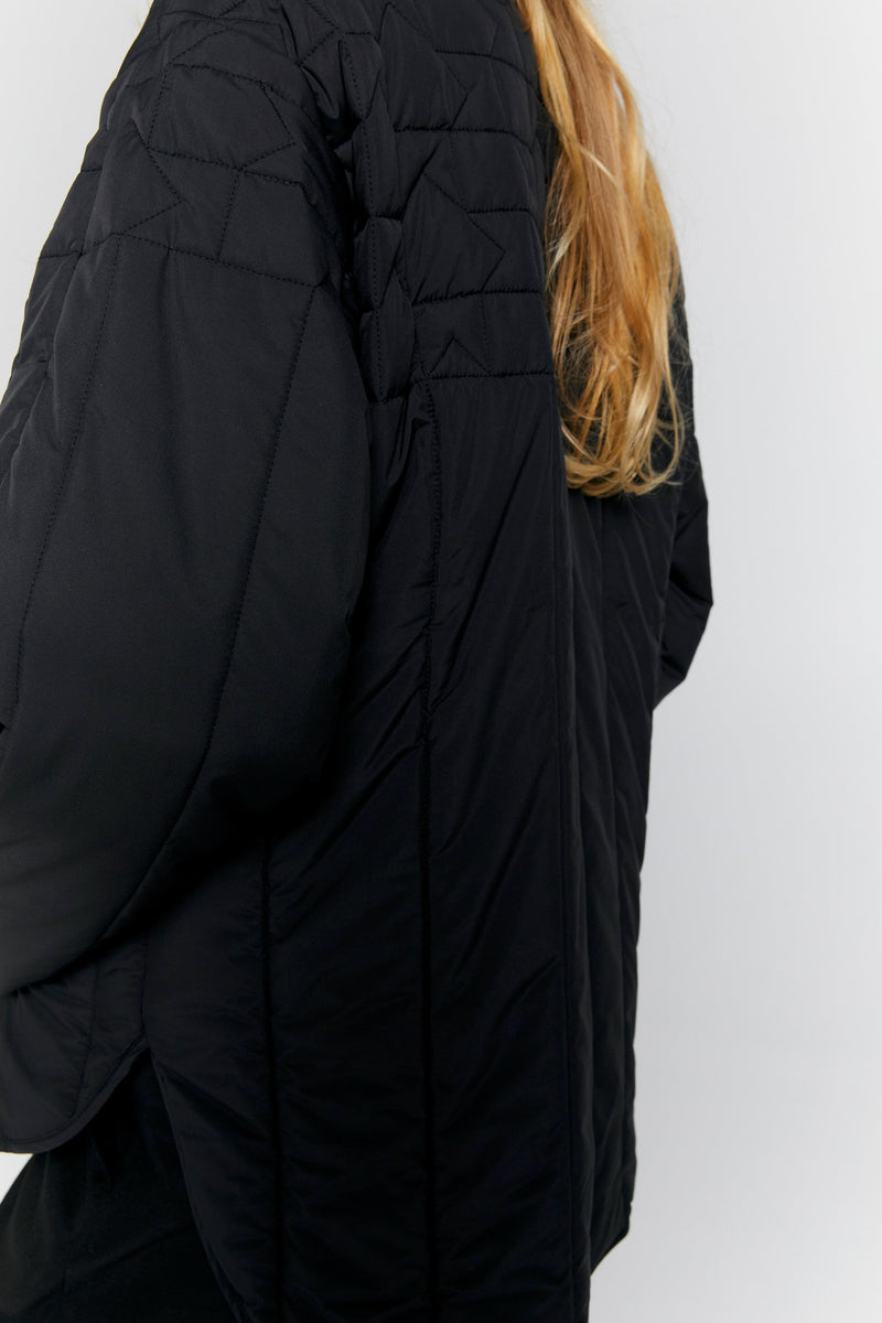 Quilted Voyager Jacket | Black